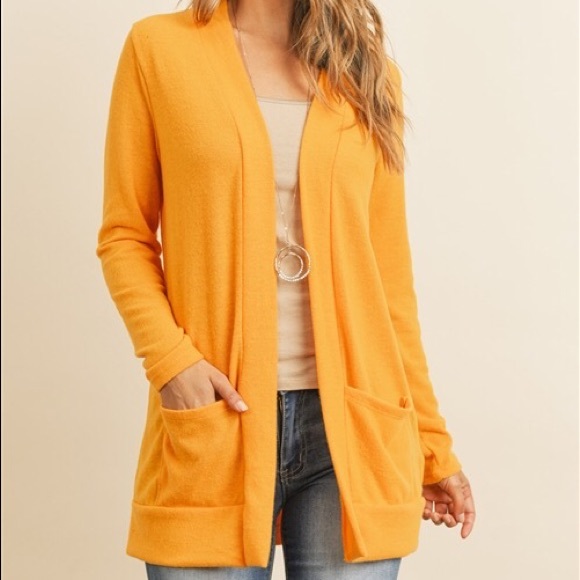 🍁🍂🍁 NWOT Super Soft Mustard Cardigan 🍁🍂🍁 - Picture 2 of 3